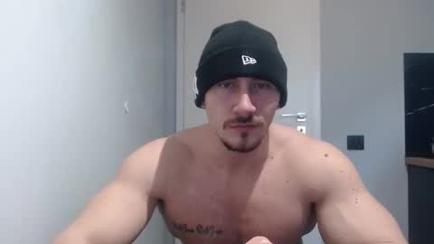  ------- SEX SHOW WITH GUYS AND GIRLS  MUSCLE SHOW online show from 02-22-25, 03:14