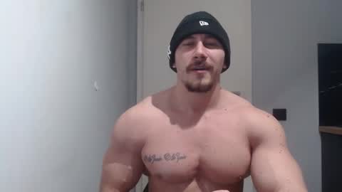  ------- SEX SHOW WITH GUYS AND GIRLS  MUSCLE SHOW online show from 03-05-25, 07:17