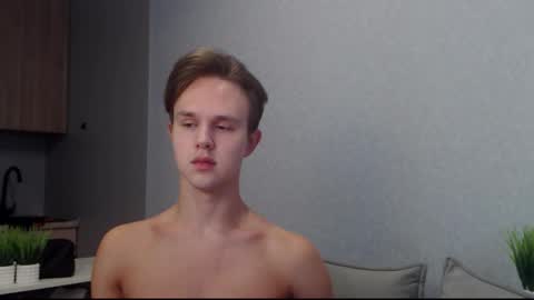 Angel online show from 09-30-25, 08:41