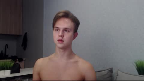 Angel online show from 10-26-25, 09:59