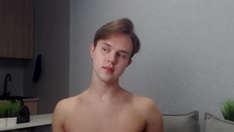 Angel online show from 11-10-25, 08:57