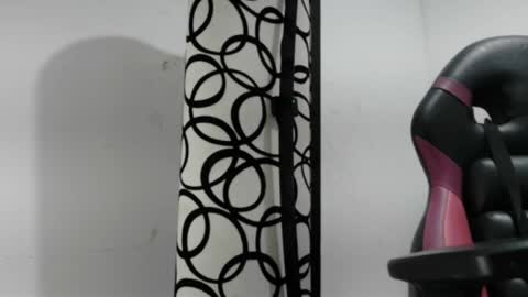 Snapshot of angels_chat chatting on 05-19-26, 04:08 ivanna online show from 05-19-26, 04:08