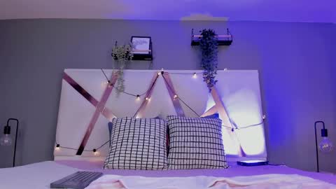 Snapshot of angelsavage__ chatting on 05-20-26, 04:46 Angel 3 online show from 05-20-26, 04:46