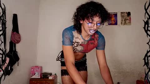 Snapshot of angelsdustxxx chatting on 12-03-24, 08:16 online show from 12-03-24, 08:16