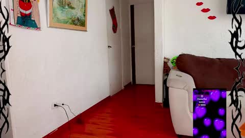 Snapshot of angelsdustxxx chatting on 01-09-25, 05:54 online show from 01-09-25, 05:54