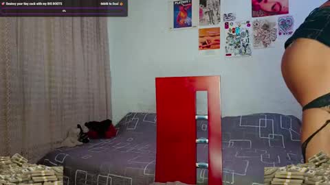 Snapshot of angelsdustxxx chatting on 03-08-25, 07:42 online show from 03-08-25, 07:42