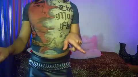   online show from 06-11-26, 02:53
