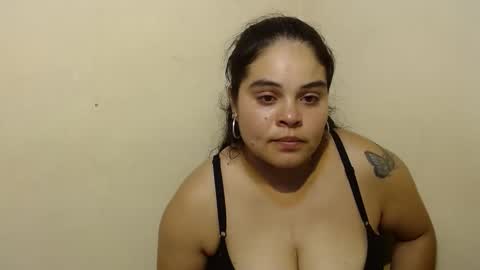 Snapshot of angelsexhotlatin chatting on 12-18-25, 04:46 angelsexhotlatin online show from 12-18-25, 04:46