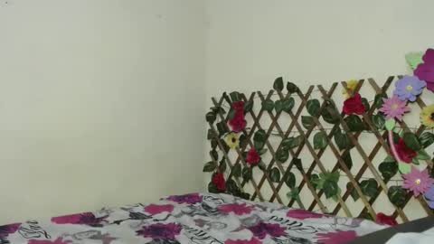 Snapshot of angelsexhotlatin chatting on 04-25-26, 04:48 angelsexhotlatin online show from 04-25-26, 04:48