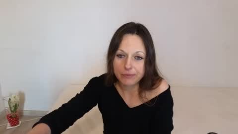 Giulia online show from 03-03-26, 01:06