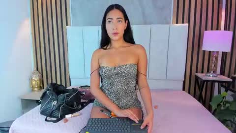 Angel  online show from 11-04-25, 12:32