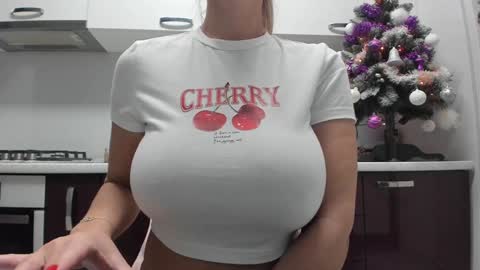 EXCLUSIVE ON CHATURBATE my twitter Patricia Patyangelsuitlove online show from 12-22-24, 10:15