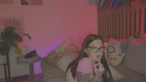 Angelsweetshy online show from 11-30-25, 09:19