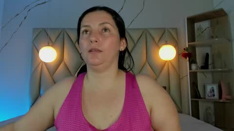 ANGIE online show from 02-08-26, 01:03