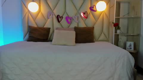 ANGIE online show from 02-22-26, 01:09