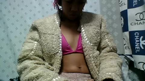 angeltta69 online show from 07-26-26, 05:15