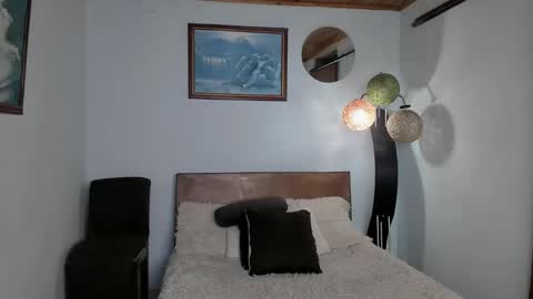 Snapshot of angelx_fox chatting on 12-09-24, 04:01 Angel Fox online show from 12-09-24, 04:01