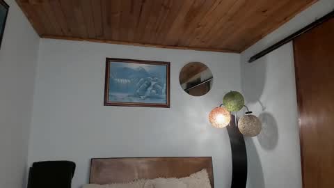 Snapshot of angelx_fox chatting on 12-11-24, 01:15 Angel Fox online show from 12-11-24, 01:15