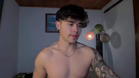 Snapshot of angelx_fox chatting on 01-11-25, 11:45 Angel Fox online show from 01-11-25, 11:45