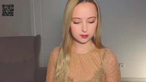  Im Chloe  i do FLASH BOOBS for new fan club online show from 03-26-26, 10:48