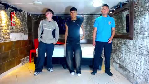 anghelytos online show from 10-04-25, 01:03