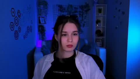 Angle online show from 05-25-26, 07:31