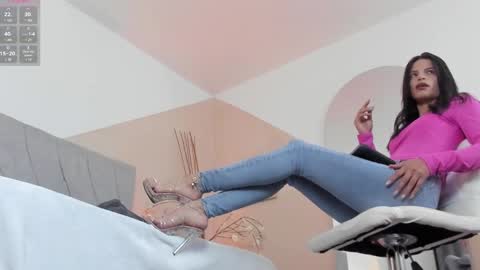 Angie online show from 01-23-25, 12:52