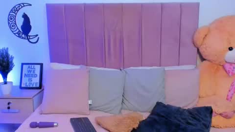 Milo ----       online show from 02-13-25, 07:35