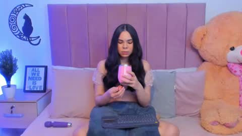 Milo ----       online show from 02-19-25, 03:39