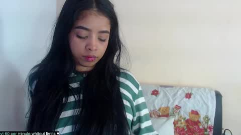 Snapshot of angielee01 chatting on 12-16-24, 07:48 Angie y Andres online show from 12-16-24, 07:48