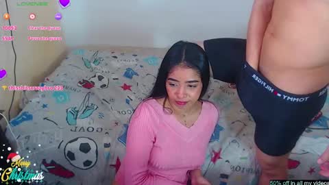 Snapshot of angielee01 chatting on 12-23-24, 01:45 Angie y Andres online show from 12-23-24, 01:45