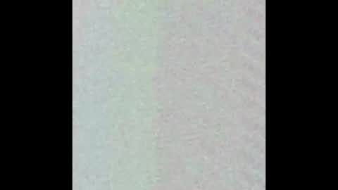 Snapshot of angielee01 chatting on 10-22-25, 10:15 Angie y Andres online show from 10-22-25, 10:15