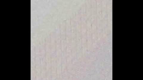 Snapshot of angielee01 chatting on 10-27-25, 10:41 Angie y Andres online show from 10-27-25, 10:41