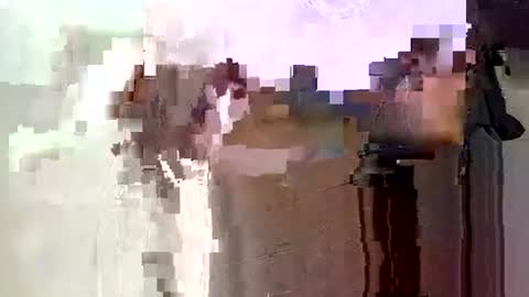 Snapshot of angrychicks83 chatting on 03-28-26, 04:01 angrychicks83 online show from 03-28-26, 04:01