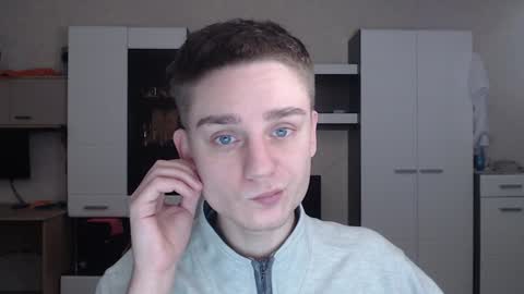 Snapshot of angryzan chatting on 12-26-24, 05:26 vodka online show from 12-26-24, 05:26