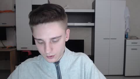 Snapshot of angryzan chatting on 12-26-24, 11:32 vodka online show from 12-26-24, 11:32