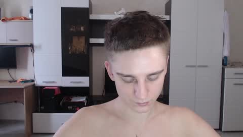 Snapshot of angryzan chatting on 12-27-24, 09:50 vodka online show from 12-27-24, 09:50