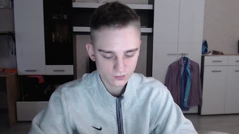 Snapshot of angryzan chatting on 01-09-25, 09:48 vodka online show from 01-09-25, 09:48