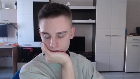 Snapshot of angryzan chatting on 01-14-25, 10:27 vodka online show from 01-14-25, 10:27