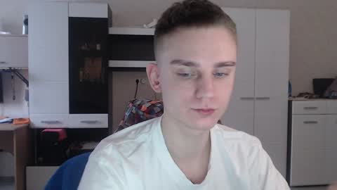 Snapshot of angryzan chatting on 01-15-25, 10:17 vodka online show from 01-15-25, 10:17