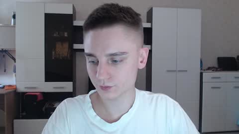 Snapshot of angryzan chatting on 01-16-25, 10:21 vodka online show from 01-16-25, 10:21