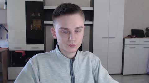 Snapshot of angryzan chatting on 01-22-25, 10:18 vodka online show from 01-22-25, 10:18