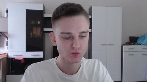 Snapshot of angryzan chatting on 01-23-25, 07:22 vodka online show from 01-23-25, 07:22