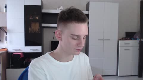 Snapshot of angryzan chatting on 01-24-25, 10:32 vodka online show from 01-24-25, 10:32