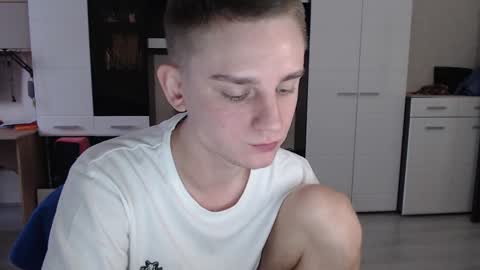 Snapshot of angryzan chatting on 01-28-25, 07:32 vodka online show from 01-28-25, 07:32