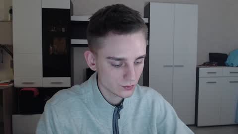 Snapshot of angryzan chatting on 02-04-25, 10:21 vodka online show from 02-04-25, 10:21