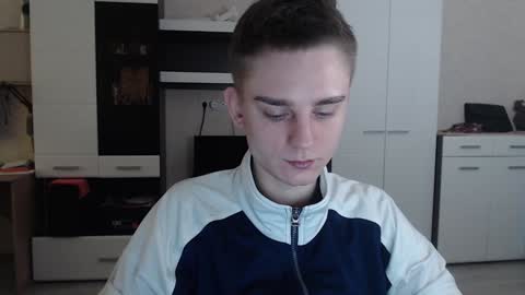 Snapshot of angryzan chatting on 02-05-25, 05:30 vodka online show from 02-05-25, 05:30