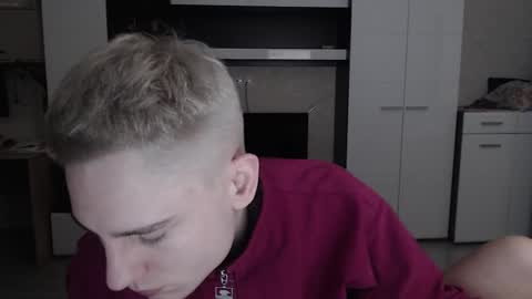 Snapshot of angryzan chatting on 02-12-25, 04:54 vodka online show from 02-12-25, 04:54