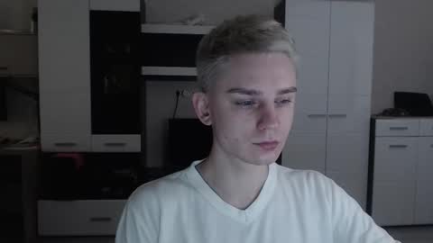 Snapshot of angryzan chatting on 02-24-25, 04:38 vodka online show from 02-24-25, 04:38