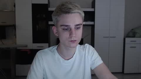 Snapshot of angryzan chatting on 03-05-25, 10:55 vodka online show from 03-05-25, 10:55